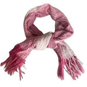MYSTIC APPAREL • Blanket Scarf Pink and White Fringed • OS